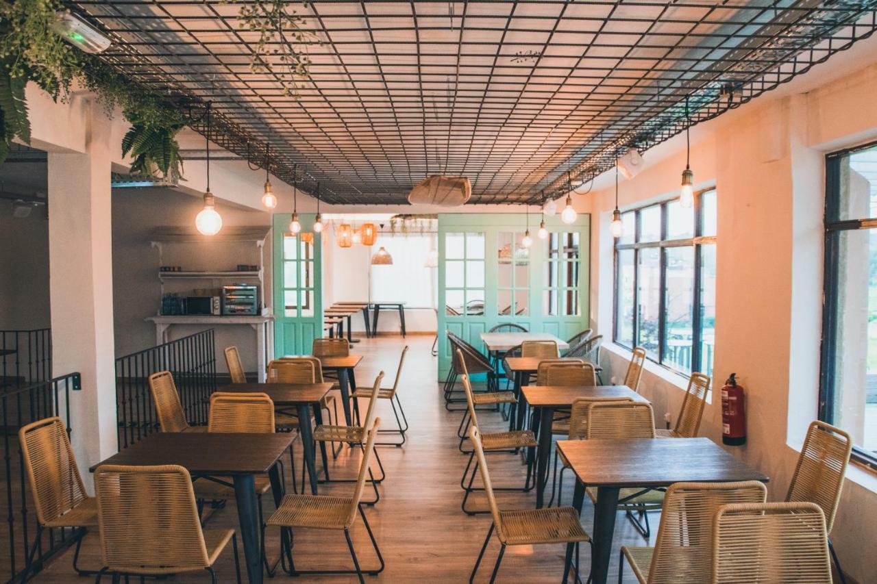 לורדו Latas Surf Lodge מראה חיצוני תמונה
